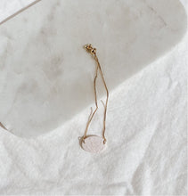 Load image into Gallery viewer, Bracelet with Peony
