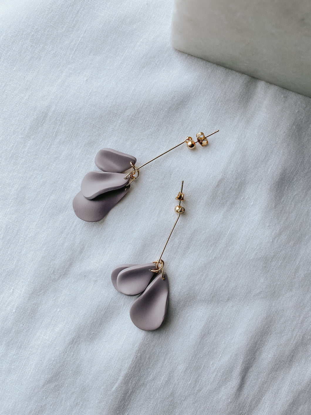 Flor (additional colors available)
